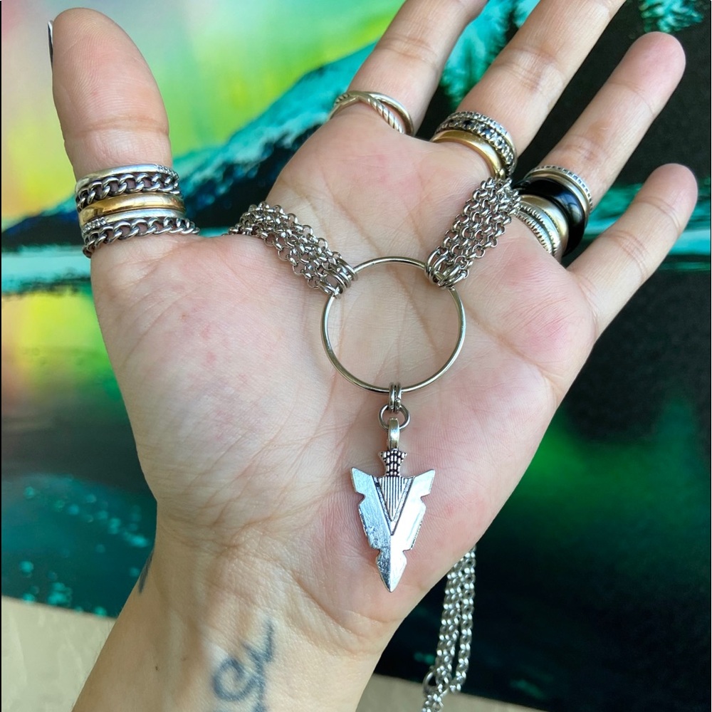 Silver arrow set . Boho Arrow chocker choker necklace + matching earrings - Picture 7 of 9